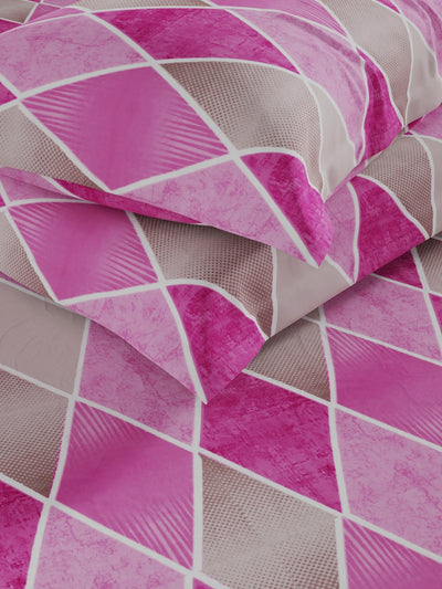 100% Pure Cotton Double Bedsheet With 2 Pillow Covers <small> (geometric-pink)</small>