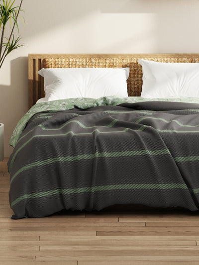 Super Soft Microfiber Comforter For All Weather <small> (stripe-grey/pistachio)</small>