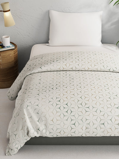 Super Soft 100% Natural Cotton Fabric Comforter For All Weather <small> (geometric-grey/green)</small>